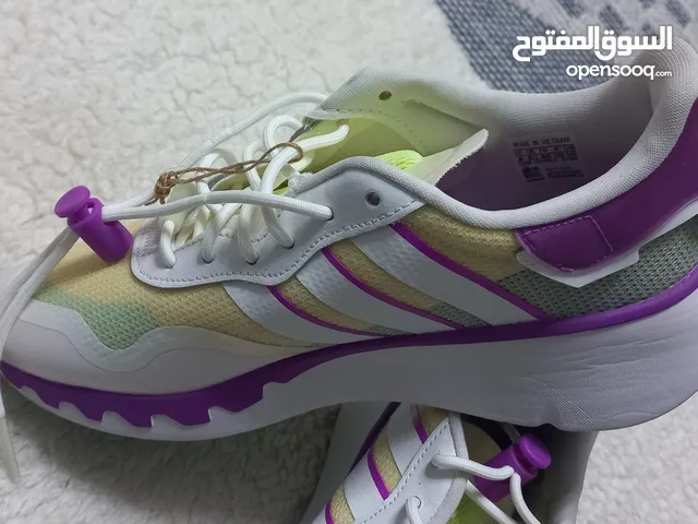 White Sport Shoes in Jeddah