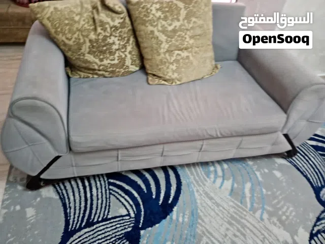 جلسه مع كنب  خشب سويدي