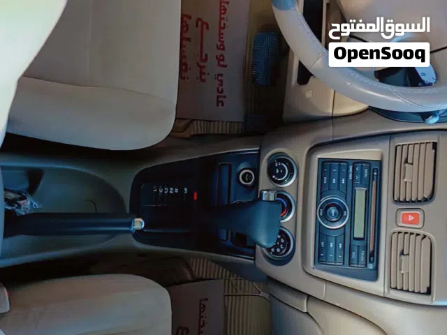 2011 Nissan Sunny Standard