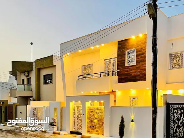 360 m2 4 Bedrooms Villa for Sale in Tripoli Al-Serraj
