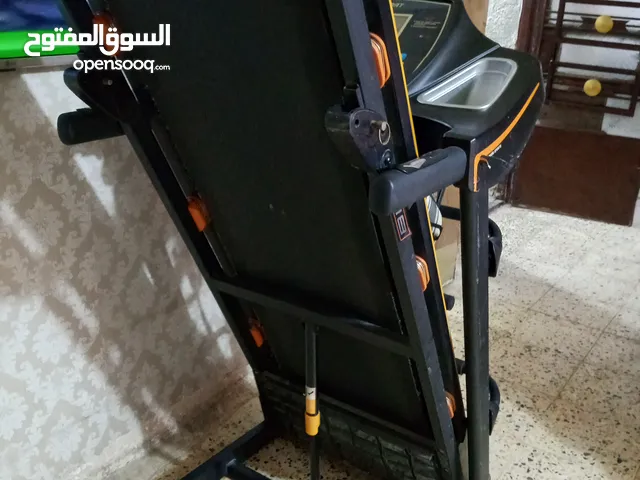 جهاز جري رياضي
