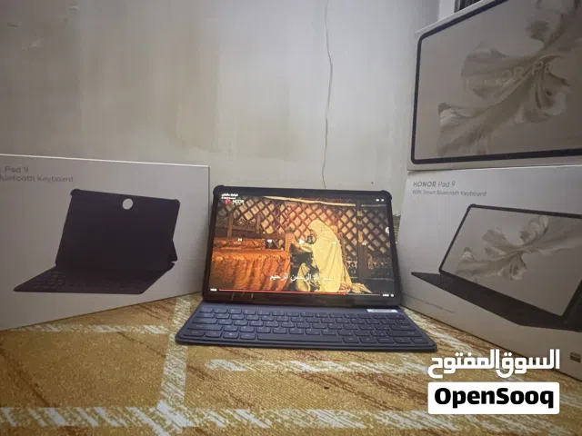 هونور باد 9 جديد تقريبا حجم الشاشه12.1 انج مستعمل فقط لمشهادة السينمانا