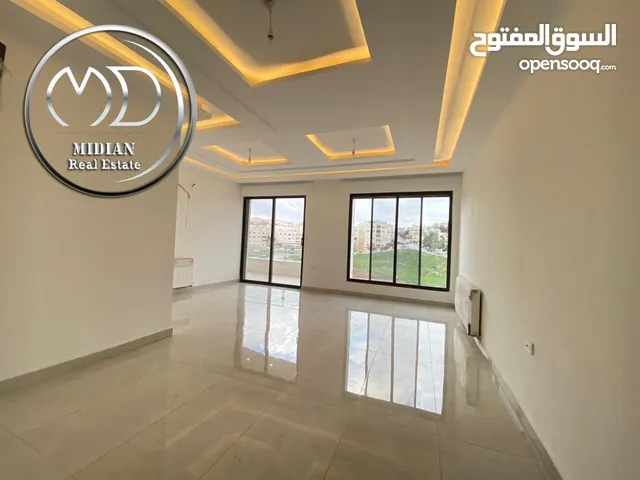 225 m2 4 Bedrooms Apartments for Sale in Amman Um El Summaq