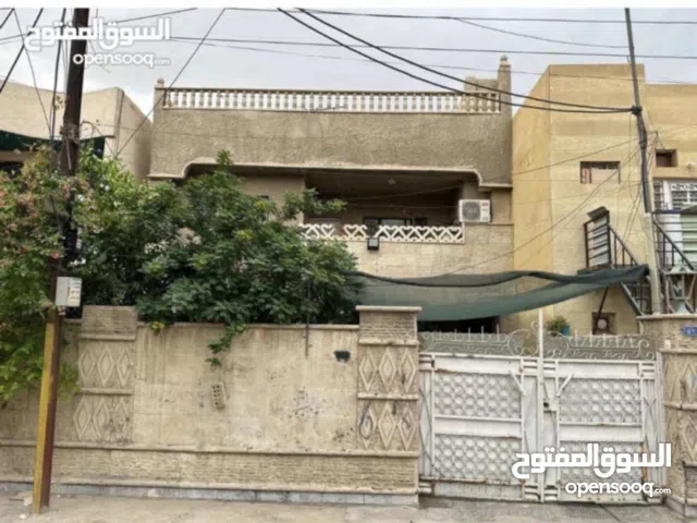 253 m2 5 Bedrooms Townhouse for Sale in Baghdad Dora