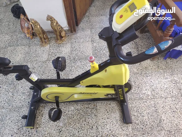 بايسكل رياضي ثابت ماركة speed نظيف كلس يخبل بتحمل 150 كيلو