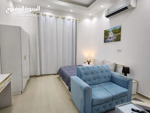 97 m2 Studio Apartments for Rent in Al Ain Al Markhaniya