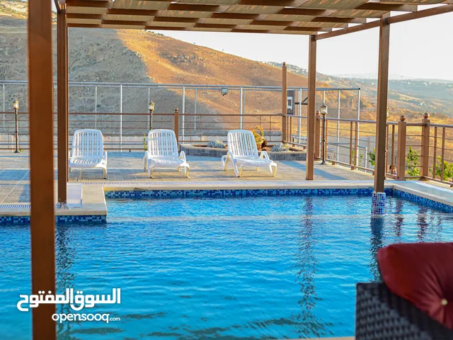 شاليه فاخر للبيع في جرش - موقع مرتفع و خصوصية كاملة