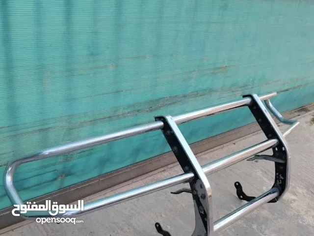 صدام أمامي لسيارة تايوتا شبه جديد