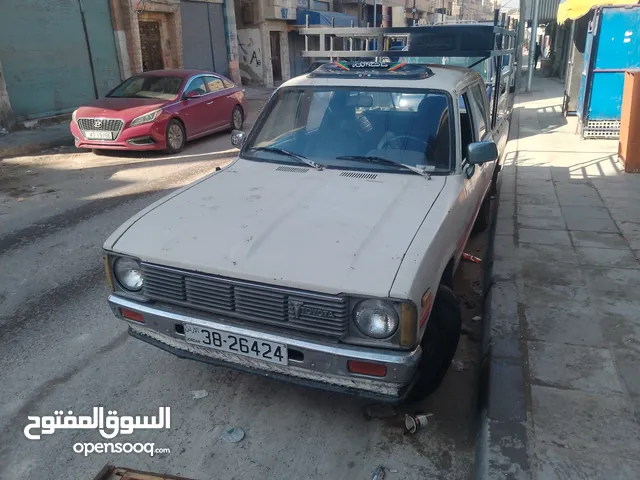 Toyota Hilux 1980 in Zarqa