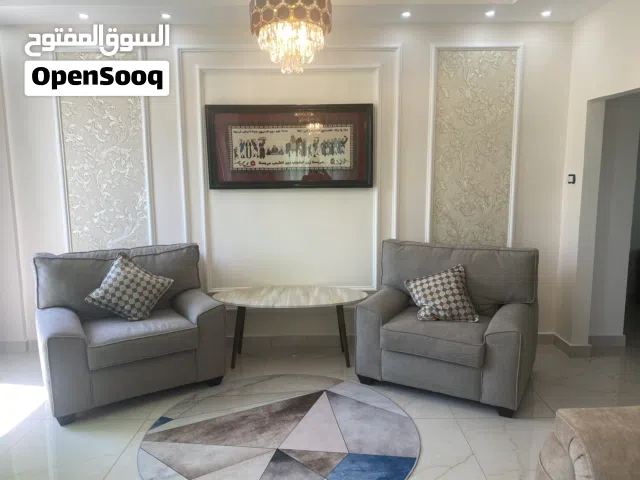 شقة في الزرقاء الجديده للبيع