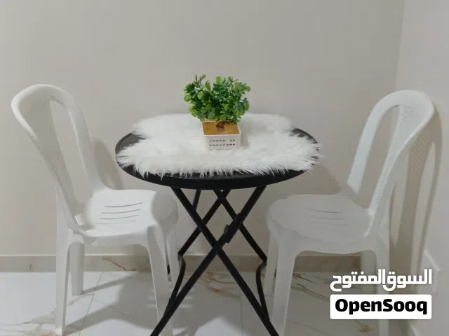 لبيع اولة مع كرسين