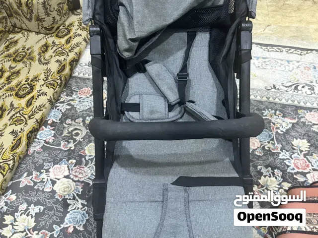 للبيع عربانه طفل جديده + مشايه طفل + حماله طفل مكاني ناصريه ماعندي توصيل