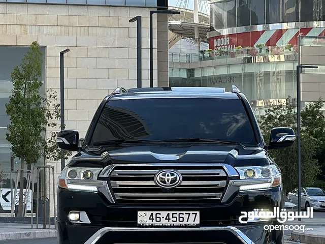 Used Toyota Land Cruiser in Amman