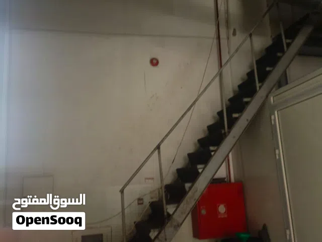 مطلوب شريك لجراج صيانه سيارات في عجمان. Looking for a partner for a car repair garage in Ajman