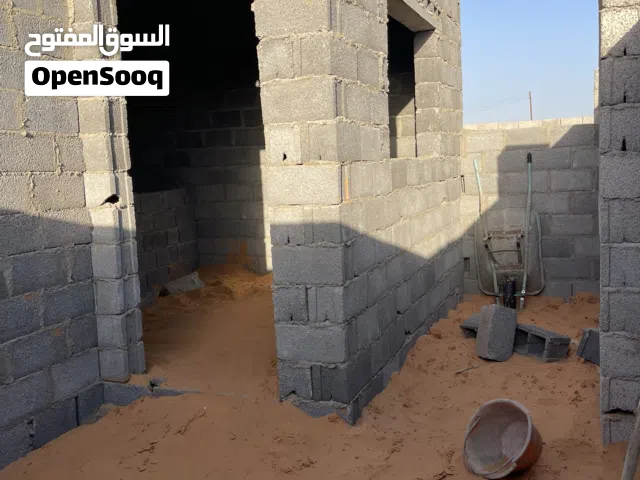 منزل نص تشطيب بحوض سباحة للاطفال