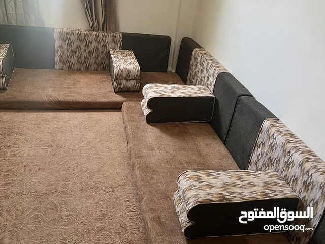 مجلس عربي مساند وفرشات