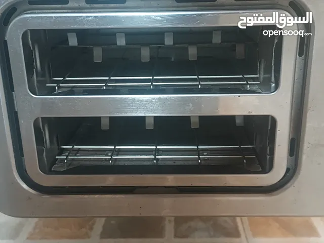 bread toaster rearly used almost new