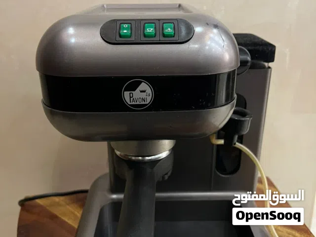 ماكنة قهوة ايطالية تعمل بشكل ممتاز