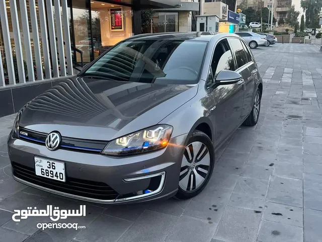 Volkswagen Golf 2015 in Amman