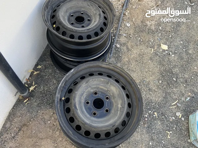 Other 16 Tyre & Rim in Al Dakhiliya