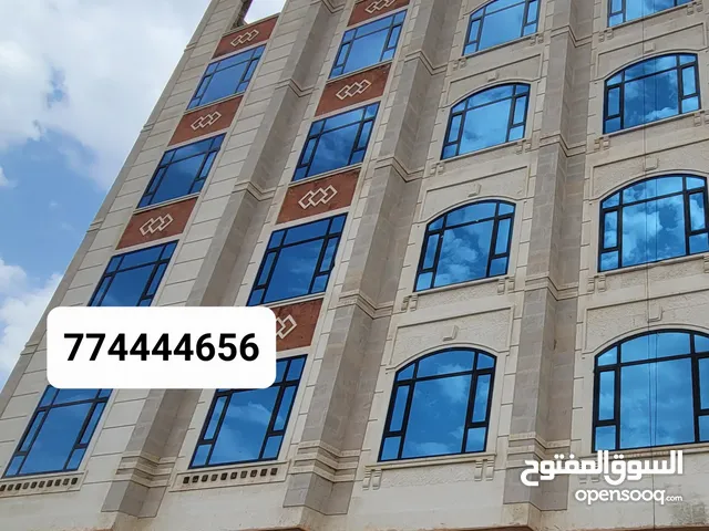 شقة للبيع في صنعاء حده مساحة 140 م جاهزه تشطيب سوبر لوكس الدور 4 للتواصل