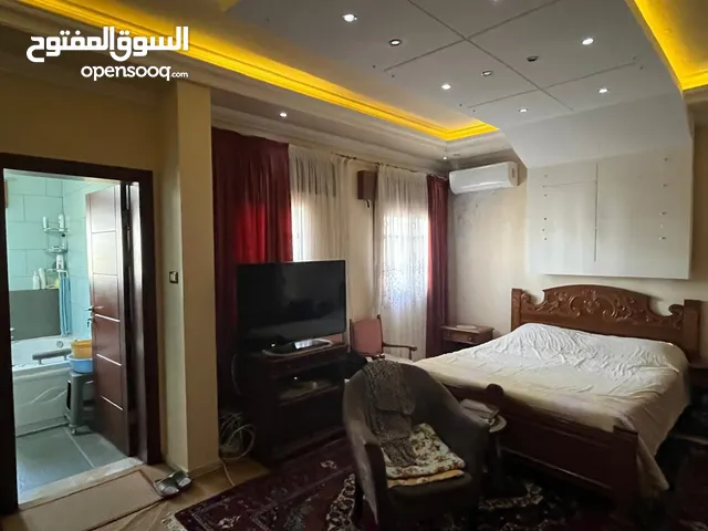 600 m2 3 Bedrooms Villa for Sale in Tripoli Al-Nofliyen