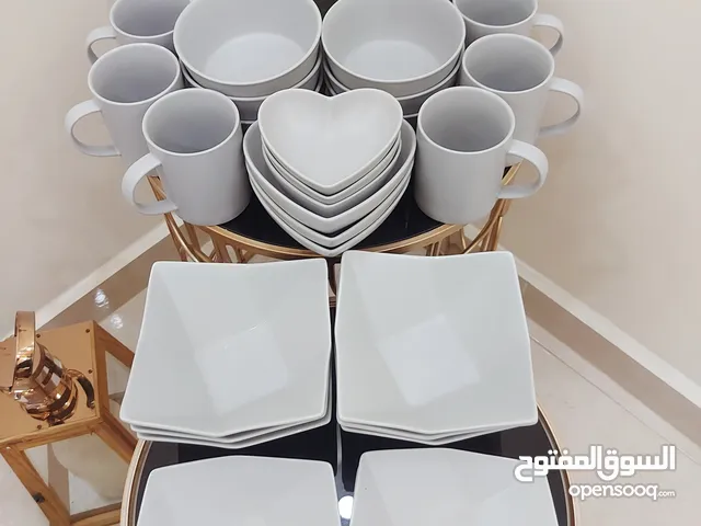 طقم صحون وزبادي وكاسات