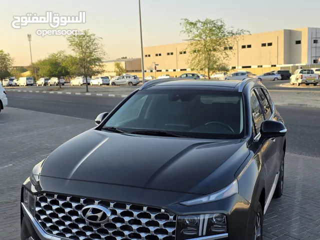 Hyundai Santa Fe Calligraphy 2023 Excellent condition for urgent sale