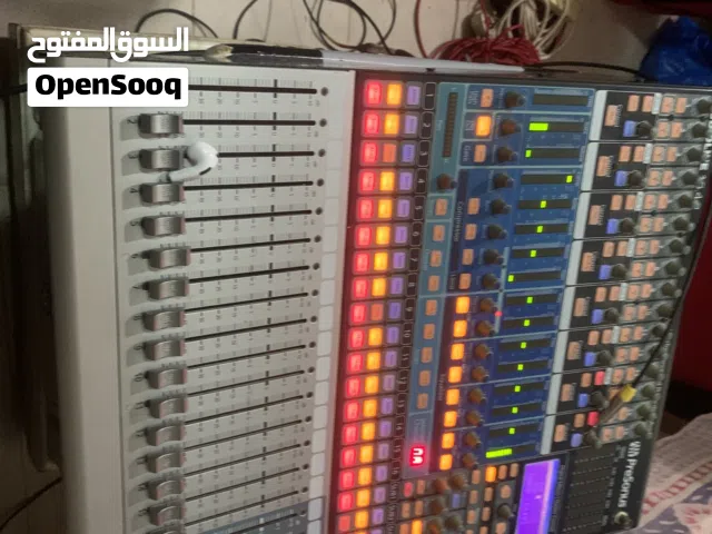 StudioLive 16.0.2 Digital Console Mixer