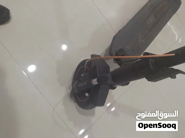 سكوتر كهربائي NAVEE GTS 3 Pro موديل 2025 – مستعمل بالرياض