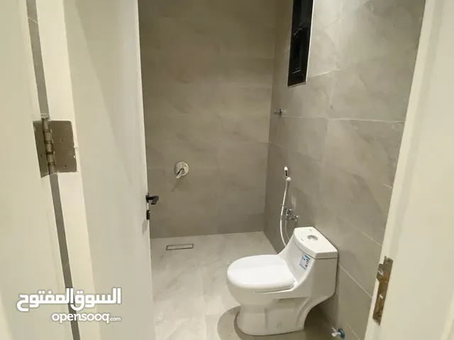 138 m2 3 Bedrooms Apartments for Rent in Al Riyadh Al Hamra