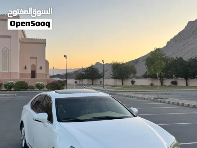 للبيع او بدل ب لكزس ار اكس مديل جديد