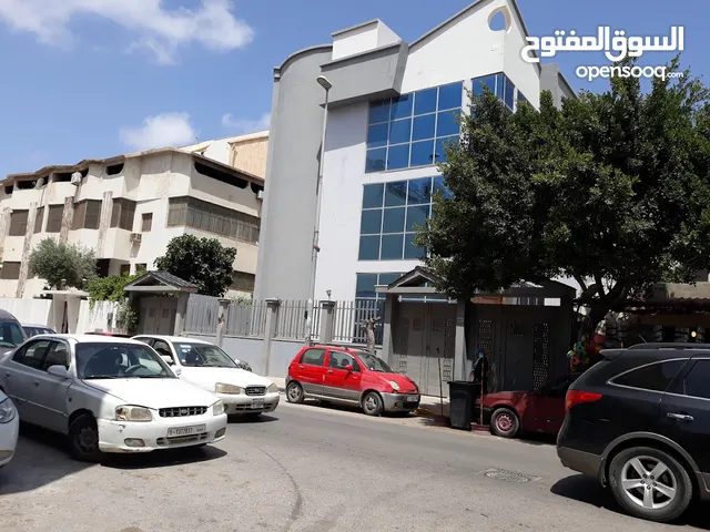 0 m2 4 Bedrooms Townhouse for Sale in Tripoli Bin Ashour
