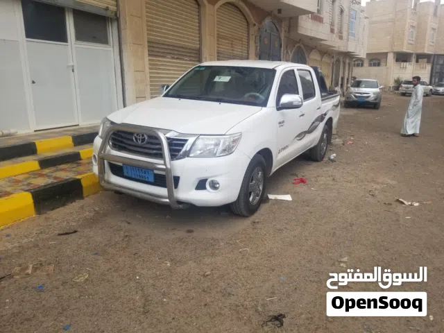 2013 Toyota Hilux SR5