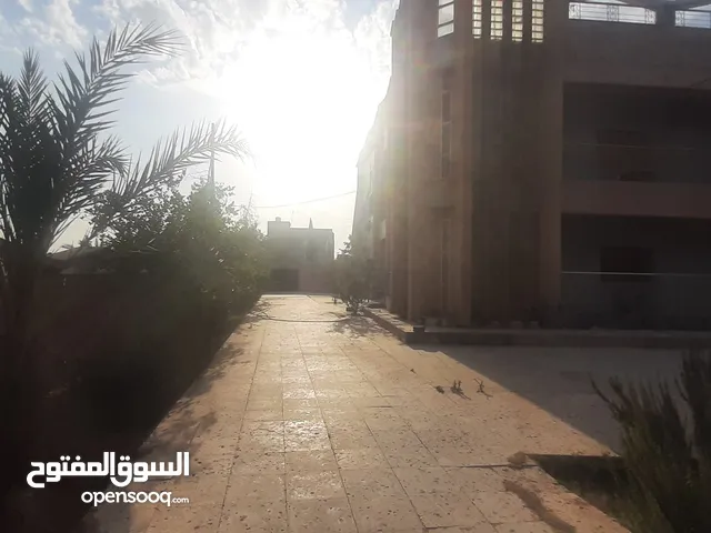 2000 m2 More than 6 bedrooms Villa for Rent in Tripoli Al-Hadba Al-Khadra