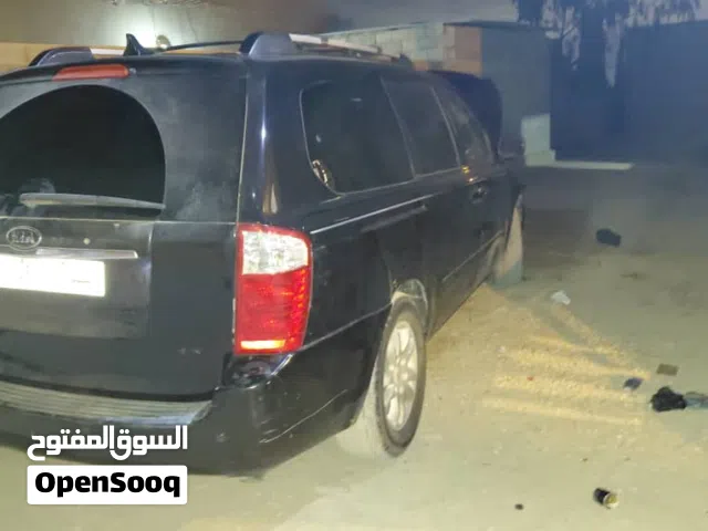 Used Kia Sedona in Tobruk