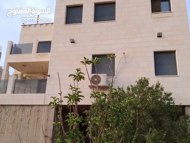 منزل للبيع في بتير