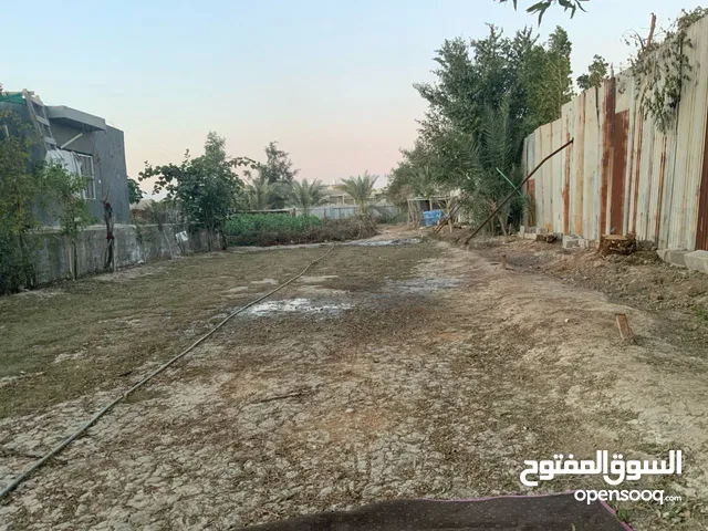دونم كامل للبيع مع منزل مساحة 400 متر مربع