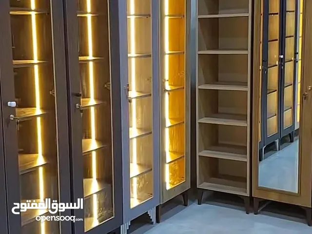 لوكر للعطور أو الجنط