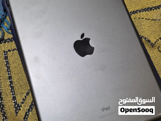 Apple iPad 7 32 GB in Abu Dhabi