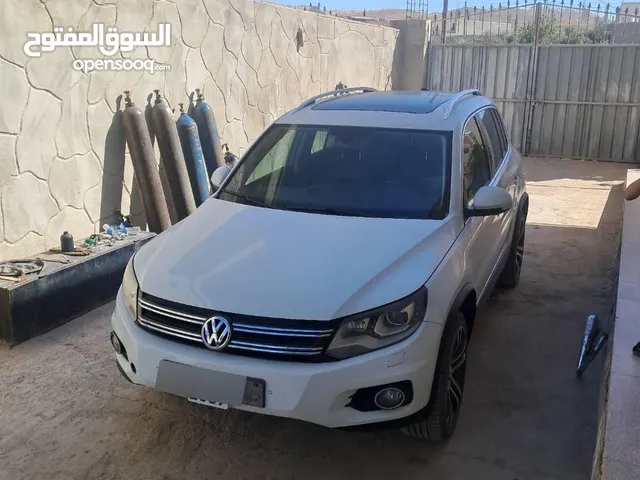 فولفساجن تيجوان 2015
