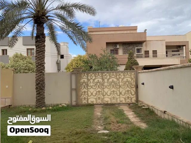 232 فيللا للبيع شارع الخروب 3 ادوار مسقوف 780 متر FARES