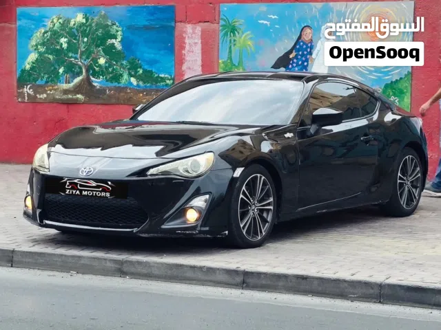 Toyota 86 - 2013 - 2 Door Sporty Car - Good Condition