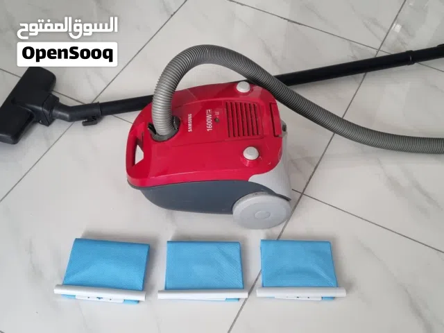 SAMSUNG VACUUM CLEANER + Free bags