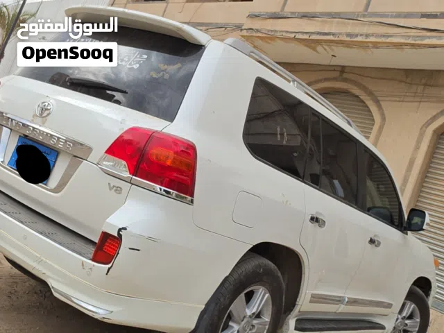 2014 Toyota Land Cruiser GXR