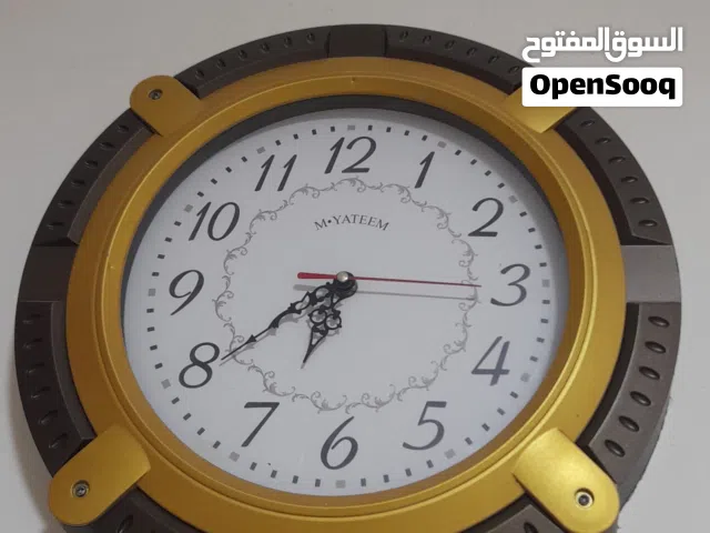 ساعة حائط مميزة تقيلة