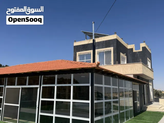 2 Bedrooms Chalet for Rent in Ajloun Sakhra