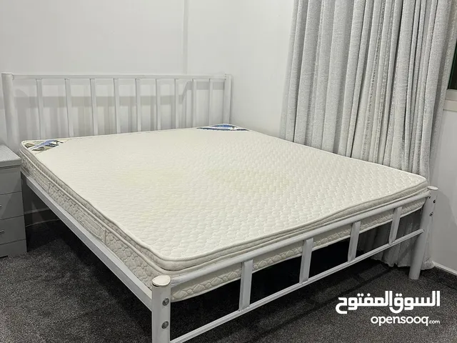White Steel Bed - 180 cm x190 cm