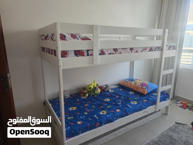 Bunk bed and Single bed