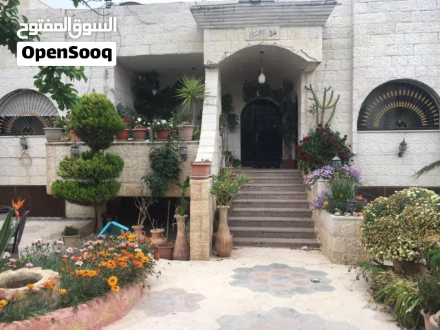 450 m2 More than 6 bedrooms Townhouse for Sale in Irbid Natifa
